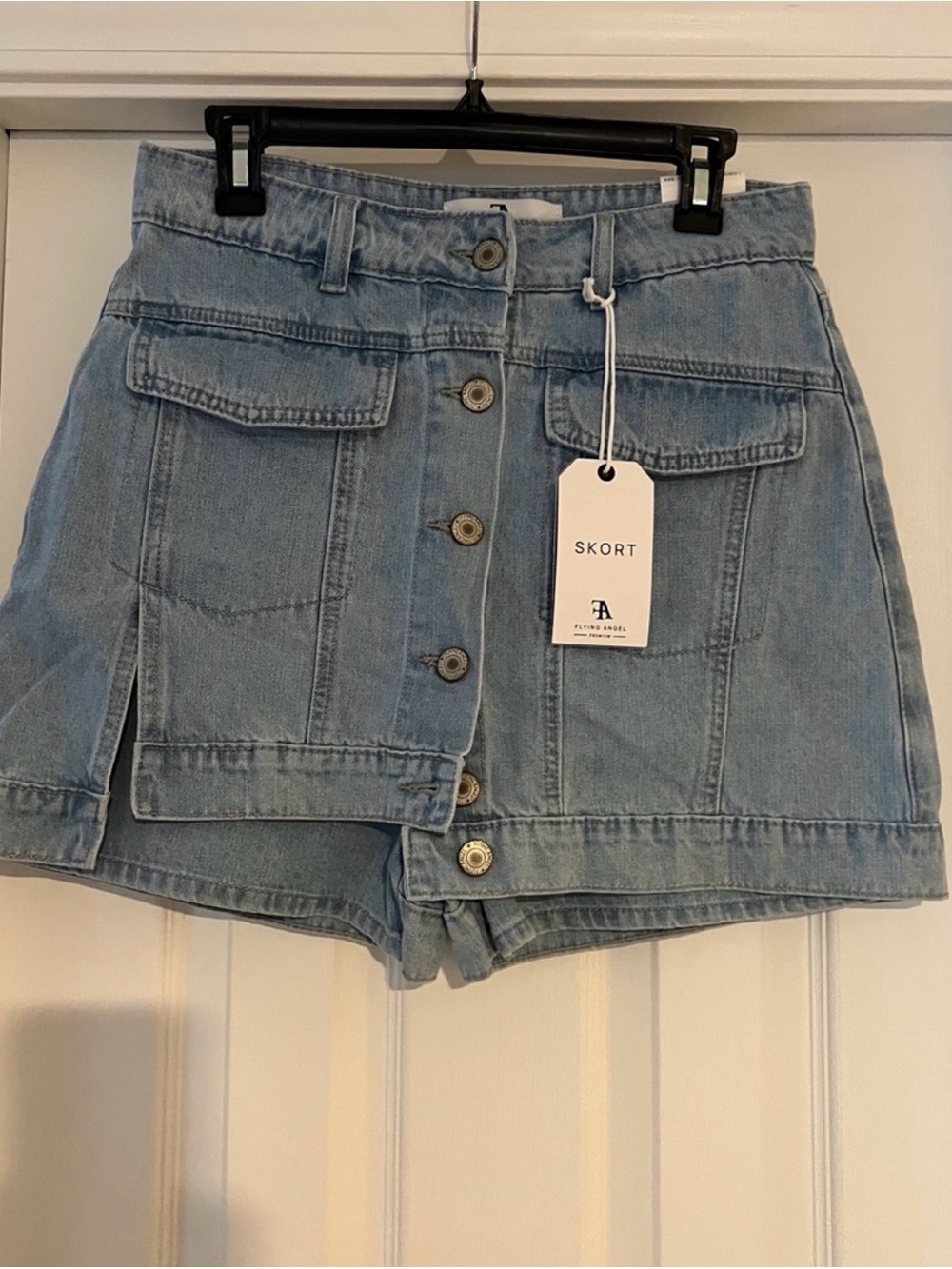 NWT-Flying Angel Brand-High-Rise Light Blue Denim Button-Front Skort Size 27